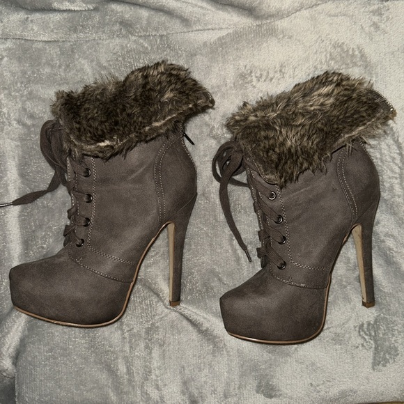 JustFab lace up fur booties - Picture 2 of 4